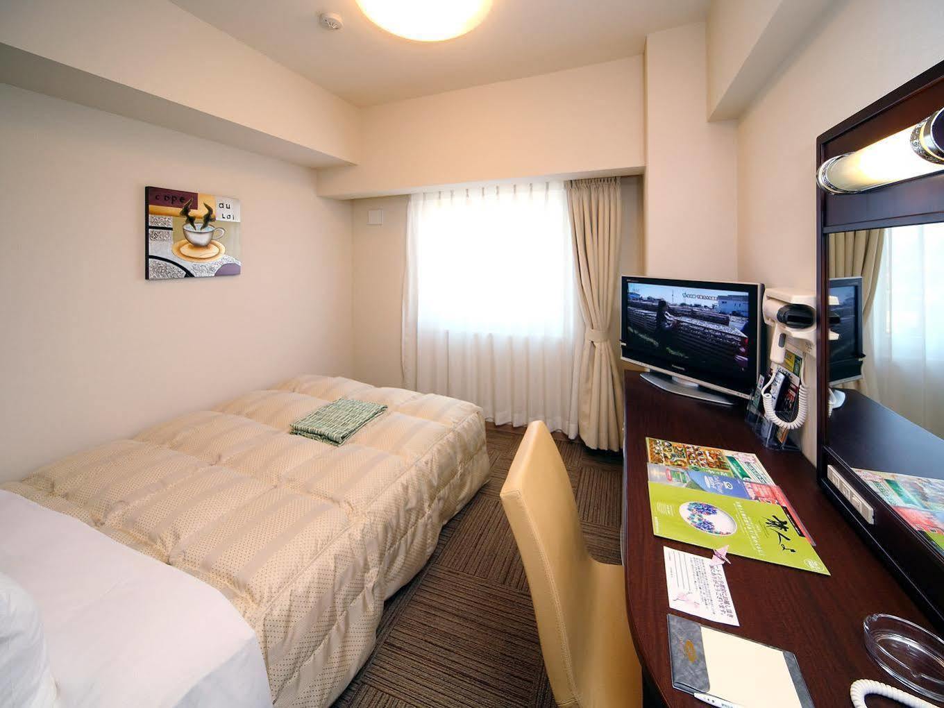 Hotel Route-Inn Utsunomiya Miyukicho -Kokudou4gou- Exterior foto
